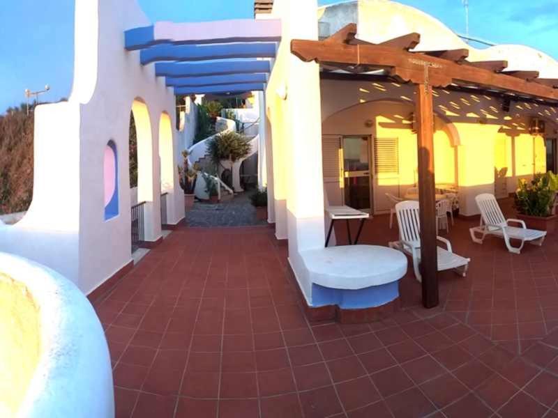 Casa Vacanze Elianto 안치오 외부 사진