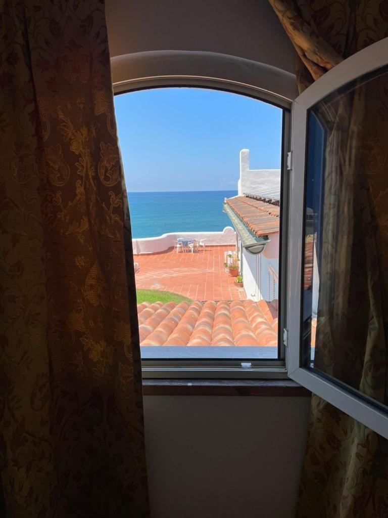 Casa Vacanze Elianto 안치오 외부 사진