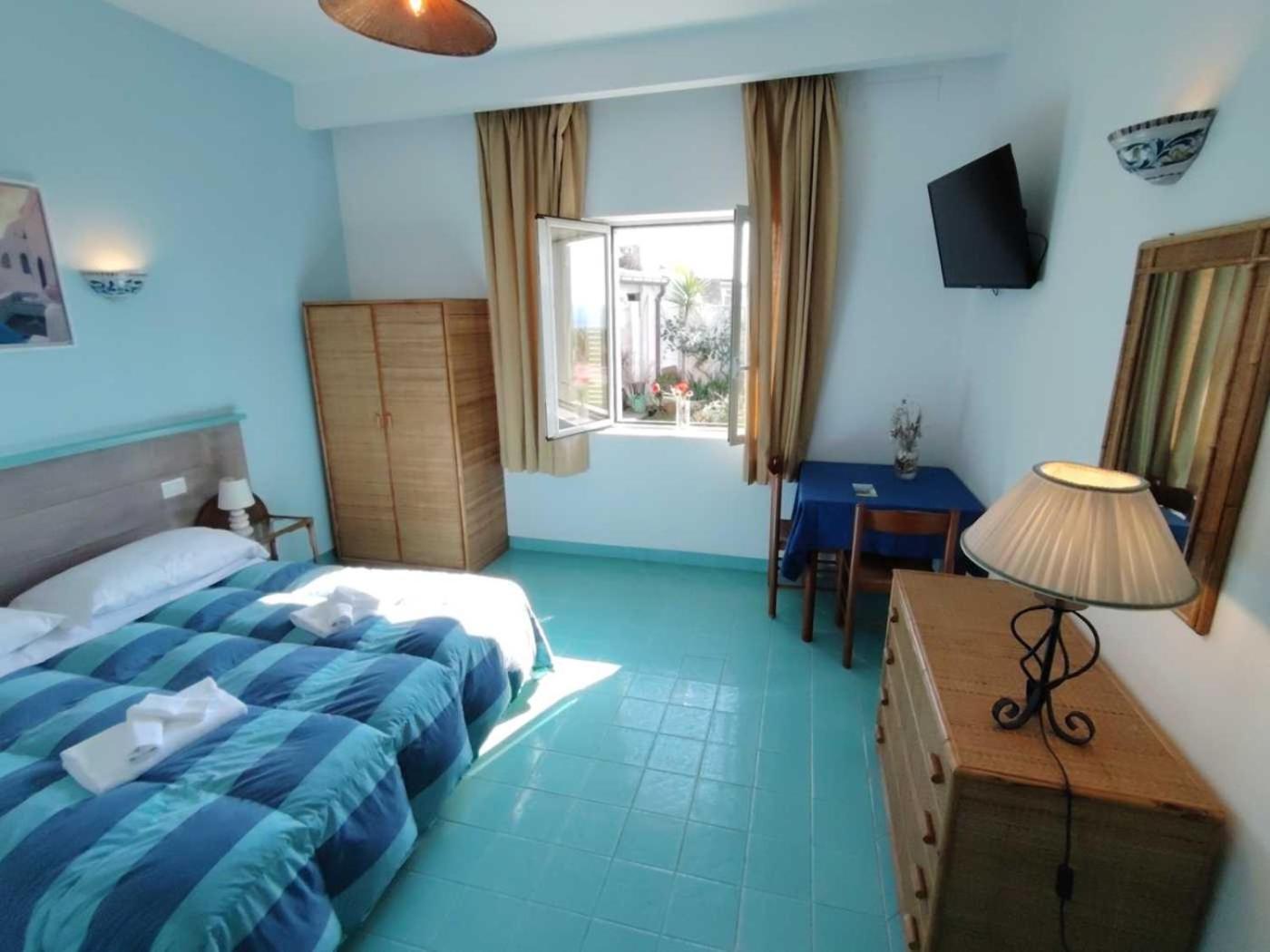 Casa Vacanze Elianto 안치오 외부 사진