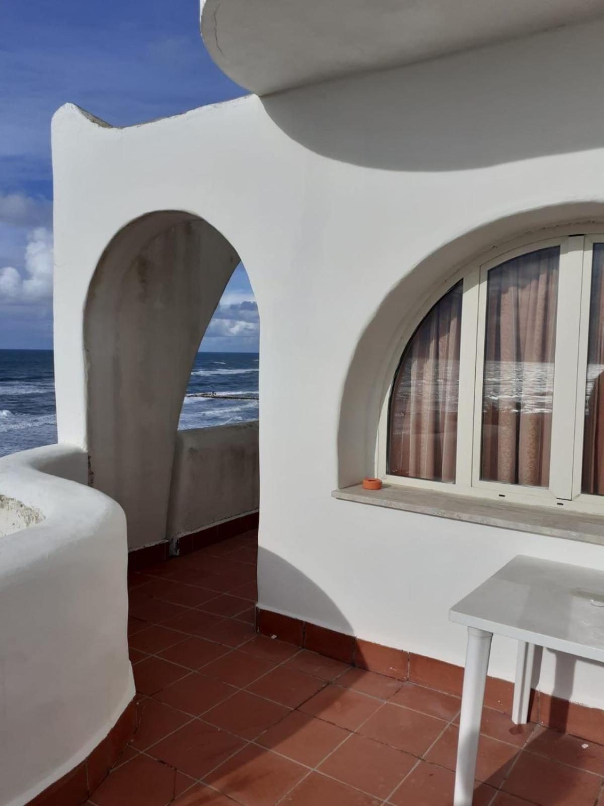 Casa Vacanze Elianto 안치오 외부 사진